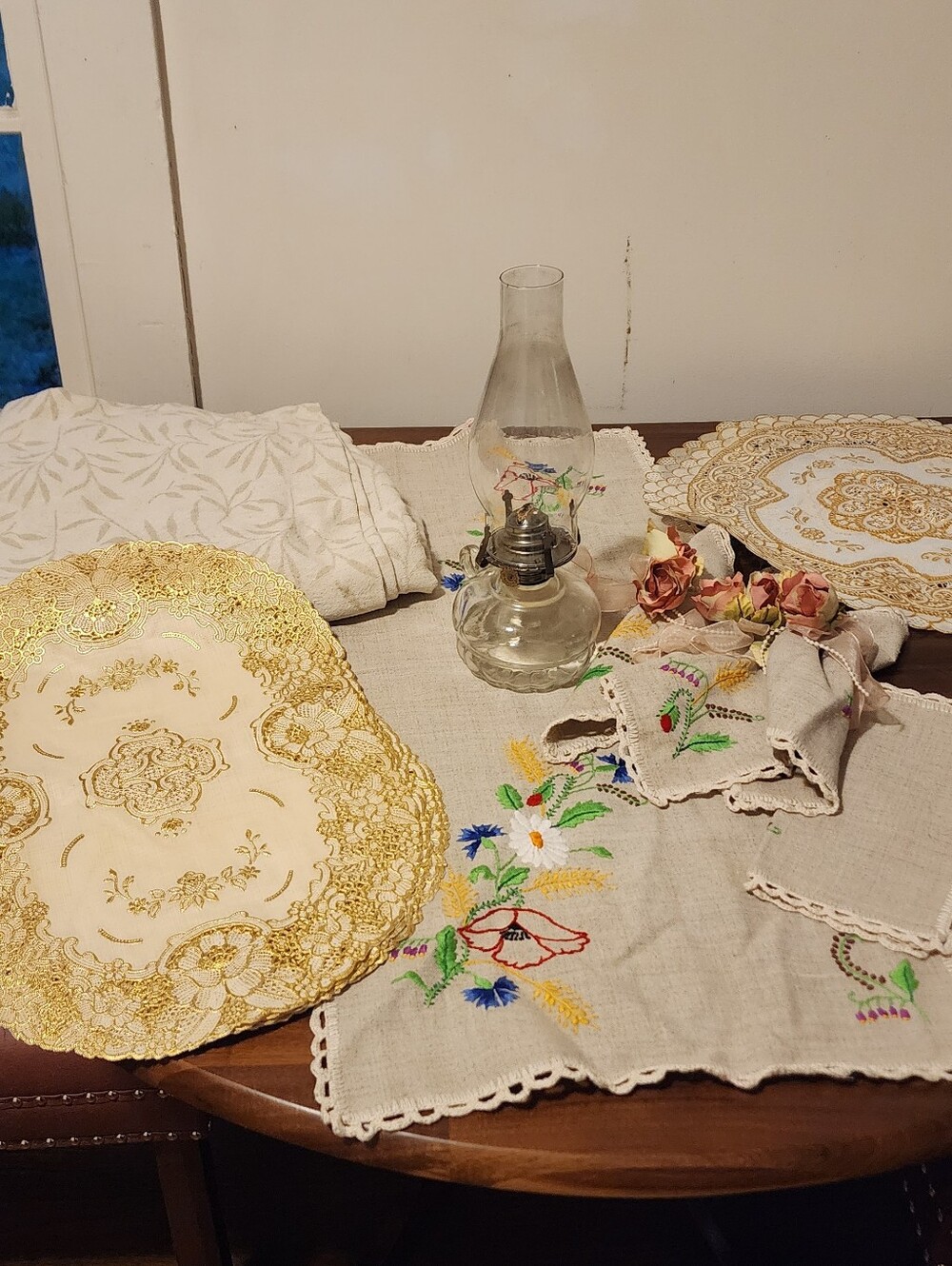 Dining Assortment